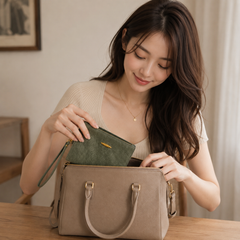 Women’s Dark Green Zip Wallet – Textured Leather Look Card Holder with Wrist Strap