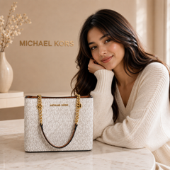Michael Kors Signature Chain Tote Bag – Luxury Meets Everyday Elegance